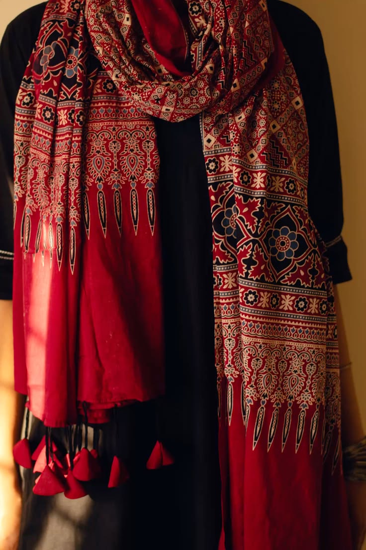 Dupattas