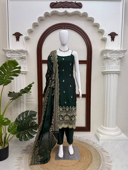Imperial Lattice Thread & Sequined Fendy Silk Kurti Set