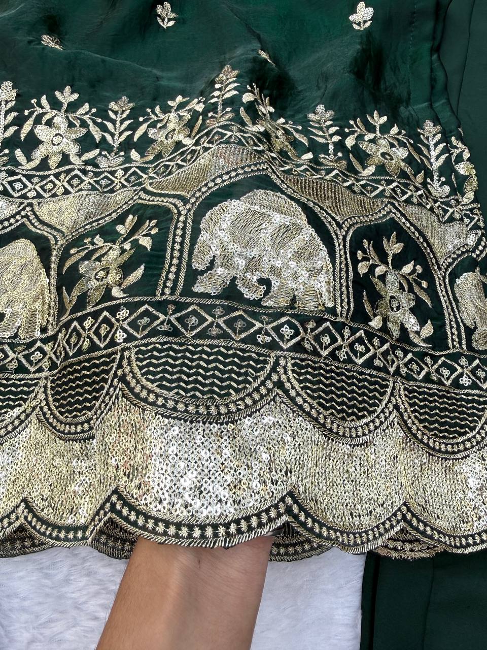 Imperial Lattice Thread & Sequined Fendy Silk Kurti Set